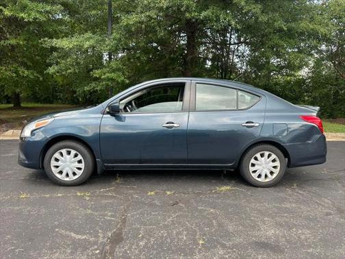 2017 Nissan Versa 1.6 SV