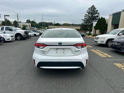 2022 Toyota Corolla Hybrid SE