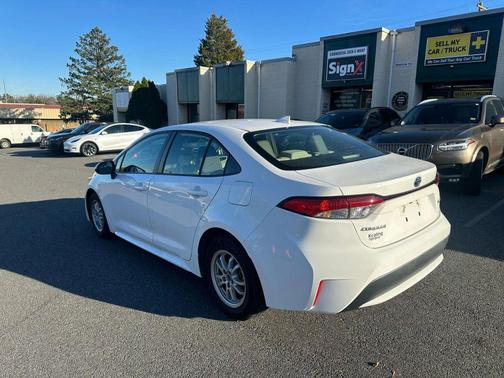 2022 Toyota Corolla Hybrid SE