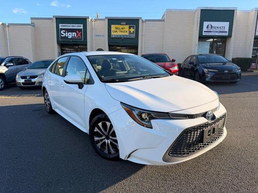 2022 Toyota Corolla Hybrid SE