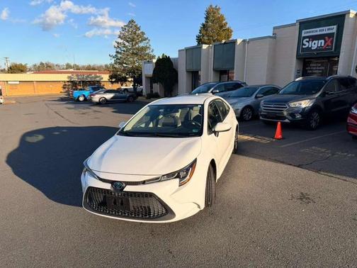 2022 Toyota Corolla Hybrid SE