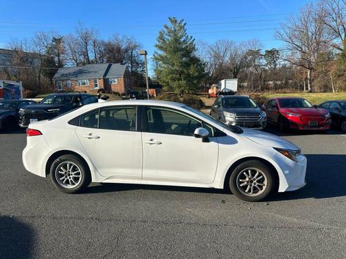 2022 Toyota Corolla Hybrid SE