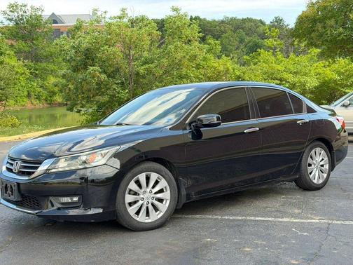 Crystal Black Pearl 2014 Honda Accord EX