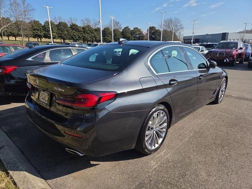 2022 BMW 530 i xDrive