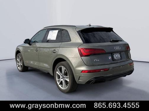 2025 Audi Q5 45 S line quattro Premium