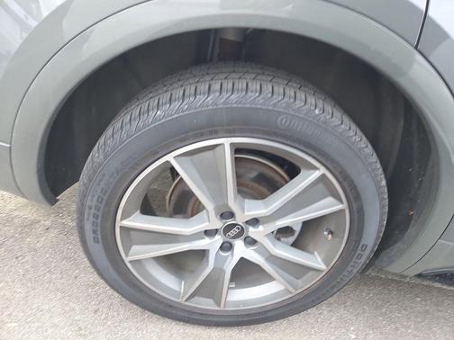 2025 Audi Q5 45 S line quattro Premium