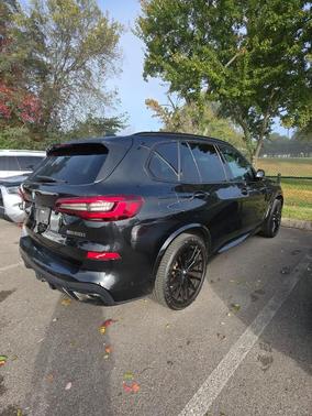 2023 BMW X5 M50i