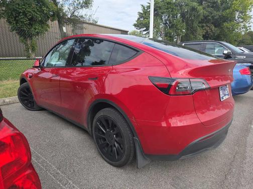 2023 Tesla Model Y Long Range