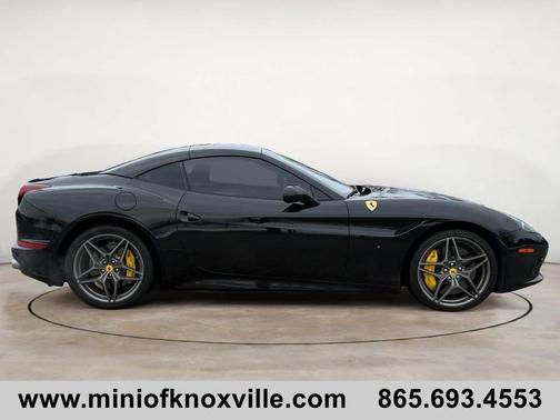 2016 Ferrari California T