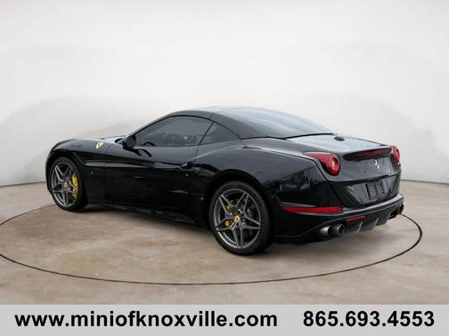 2016 Ferrari California T