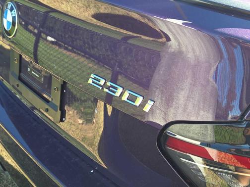 2026 BMW 230 i