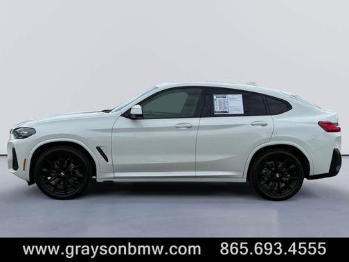 2023 BMW X4 xDrive30i