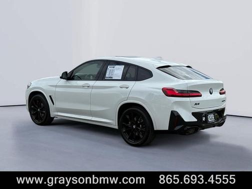 2023 BMW X4 xDrive30i