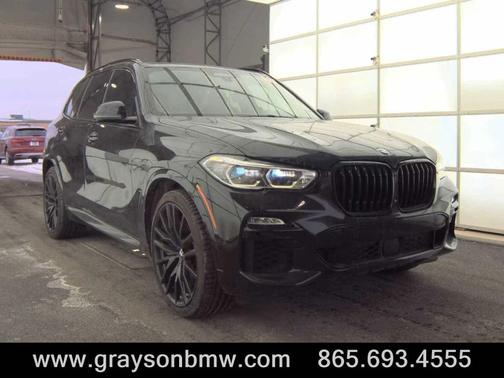 2020 BMW X5 M50i