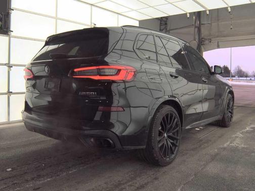 2020 BMW X5 M50i
