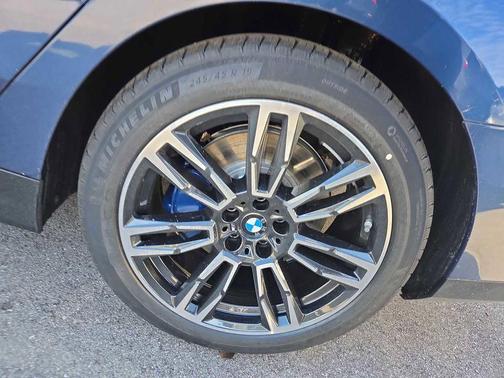 2026 BMW 530 i xDrive