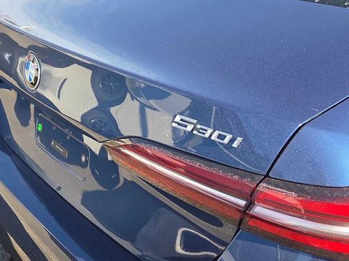 2026 BMW 530 i xDrive