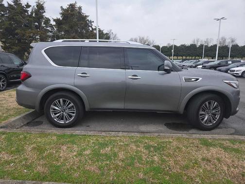 2021 INFINITI QX80 Luxe