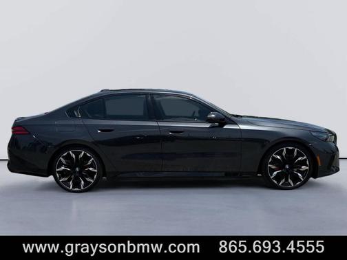 2024 BMW 540 i xDrive