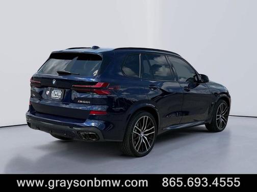2024 BMW X5 M60i