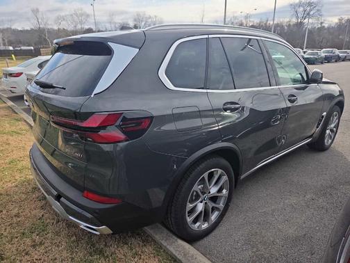 Gray Metallic 2026 BMW X5 xDrive40i