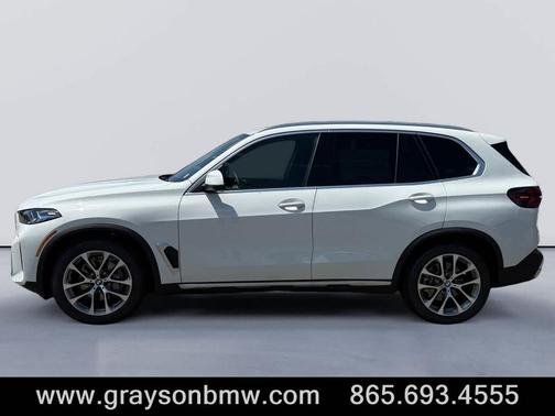 Alpine White 2026 BMW X5 xDrive40i