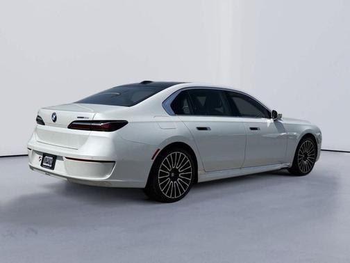 2025 BMW i7 eDrive50
