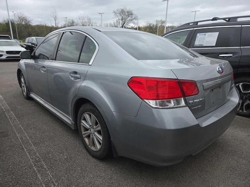 2011 Subaru Legacy 2.5i Premium