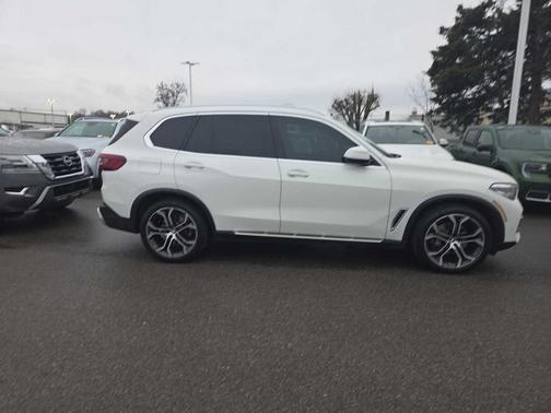 2022 BMW X5 sDrive40i