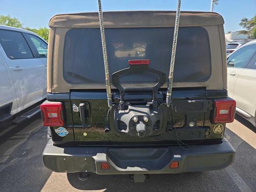 Black Clearcoat 2020 Jeep Wrangler Unlimited Sport