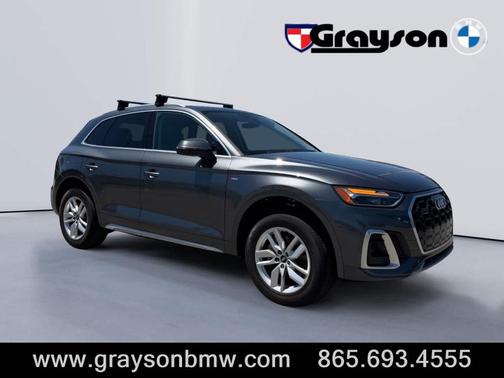 Daytona Gray Pearl Effect 2023 Audi Q5 45 S line quattro Premium