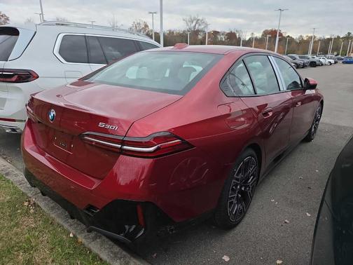 2026 BMW 530 i xDrive