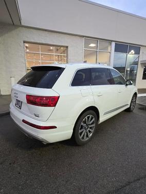 2017 Audi Q7 3.0T Prestige