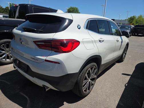 Alpine White 2018 BMW X2 sDrive28i