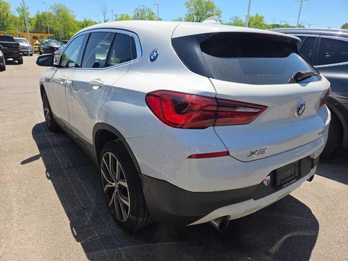 Alpine White 2018 BMW X2 sDrive28i