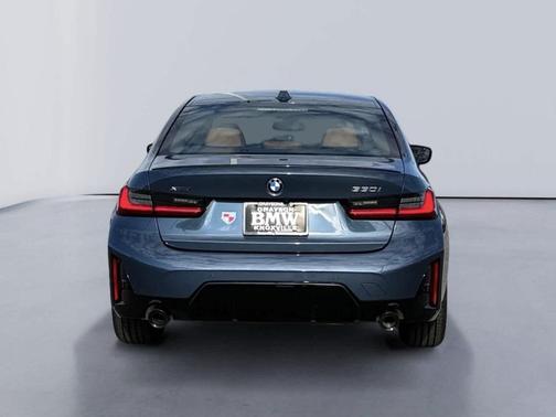 2025 BMW 330 i xDrive