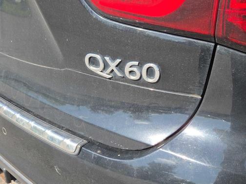 2016 INFINITI QX60 Base