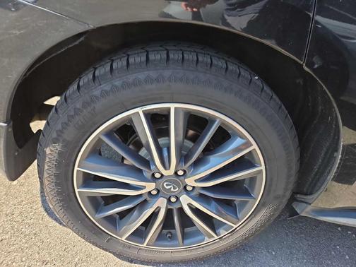 2016 INFINITI QX60 Base
