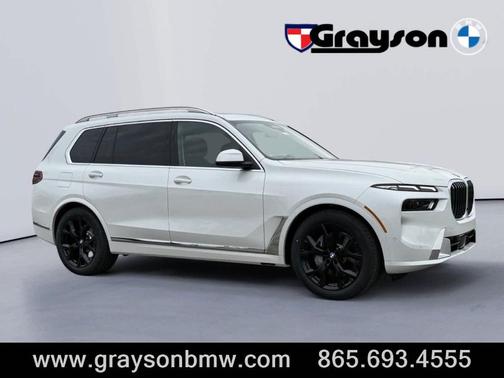 2025 BMW X7 xDrive40i