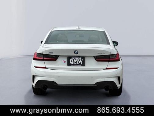 2022 BMW 330 i xDrive