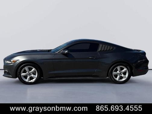 2017 Ford Mustang V6