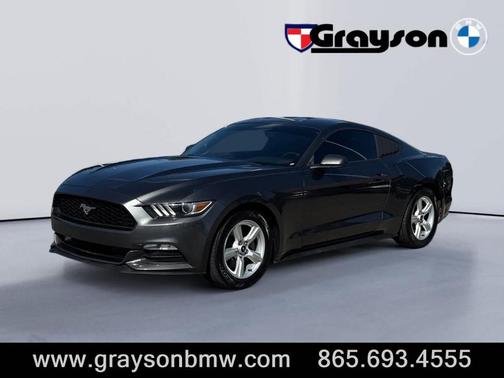 2017 Ford Mustang V6