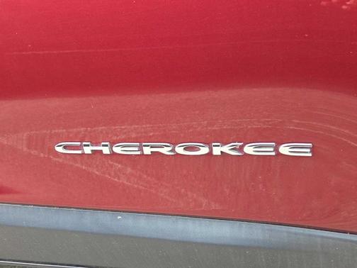 2020 Jeep Cherokee Latitude
