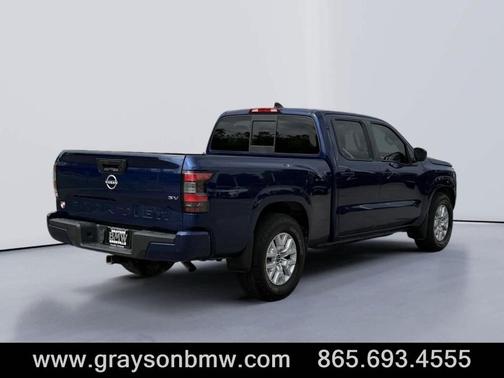 2022 Nissan Frontier SV
