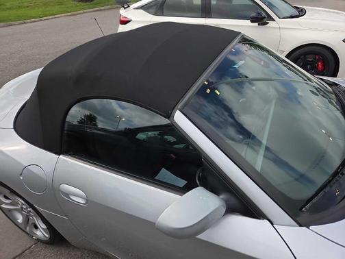 2004 BMW Z4 3.0i Roadster