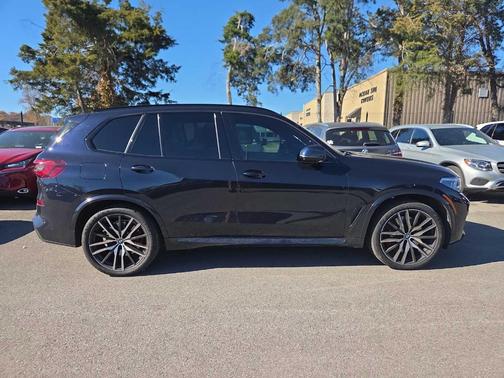 2023 BMW X5 M50i