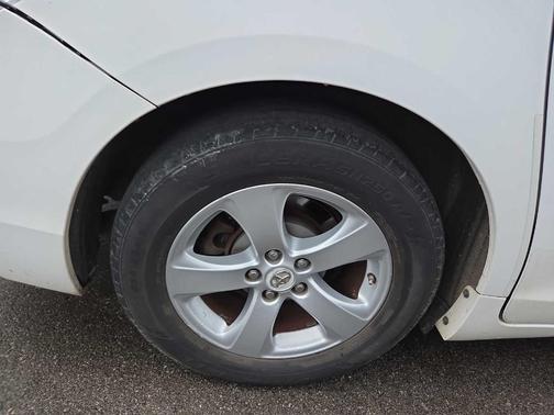 2011 Toyota Sienna LE