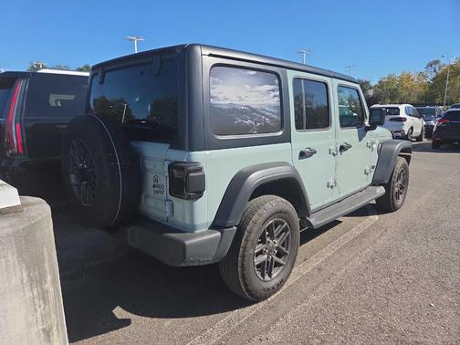 2024 Jeep Wrangler Sport