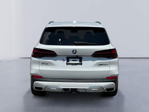 Mineral White 2026 BMW X5 PHEV xDrive50e