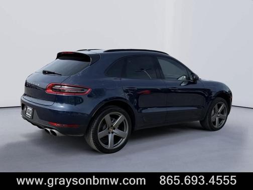 2016 Porsche Macan S